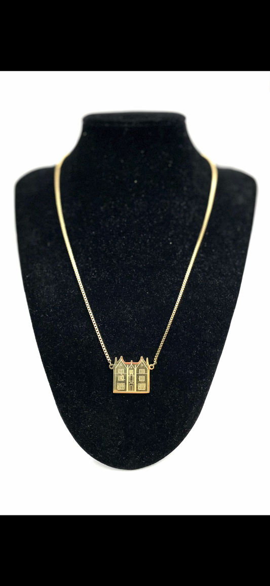 Necklace 770. Gold color