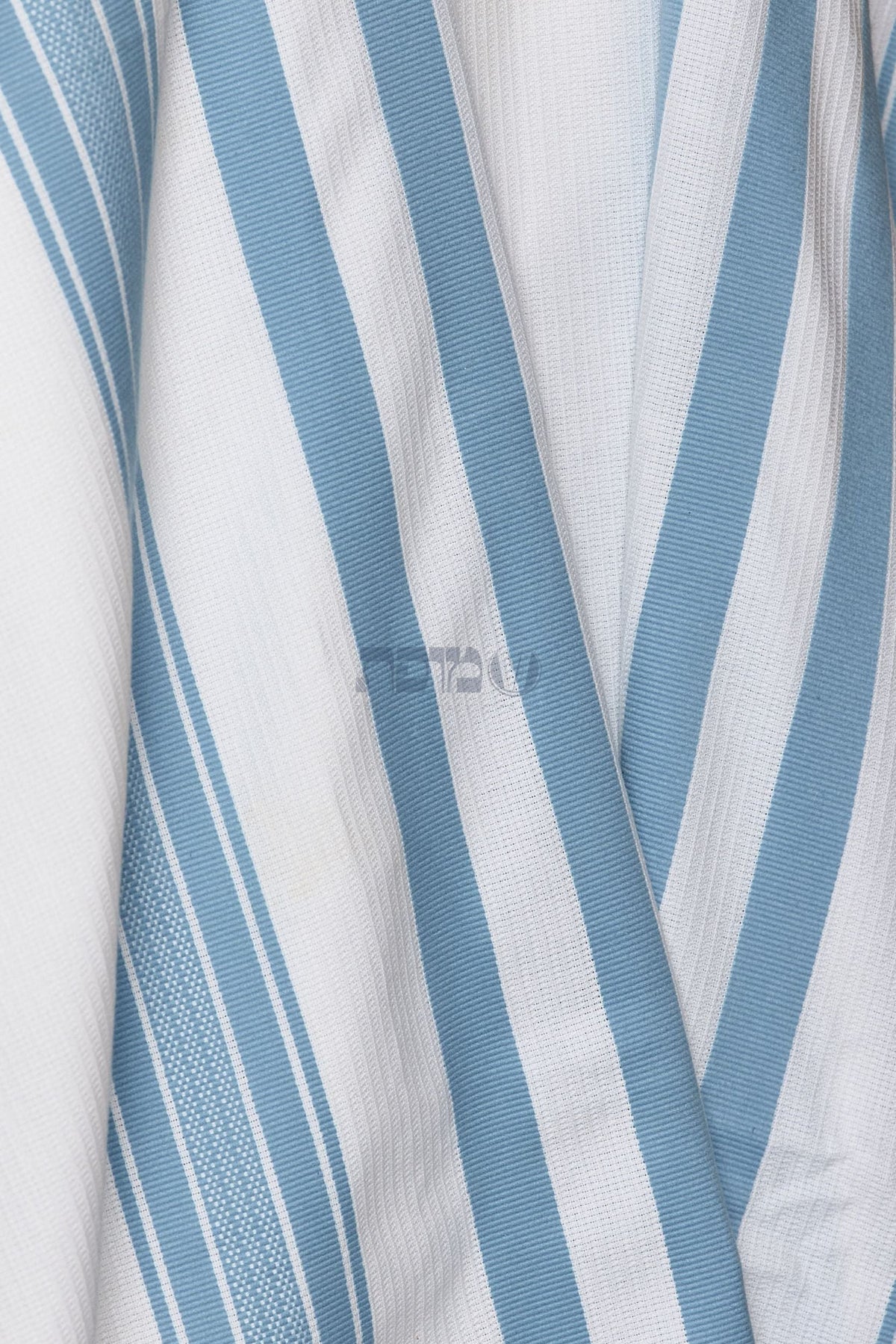 Cotton tallis with techeles