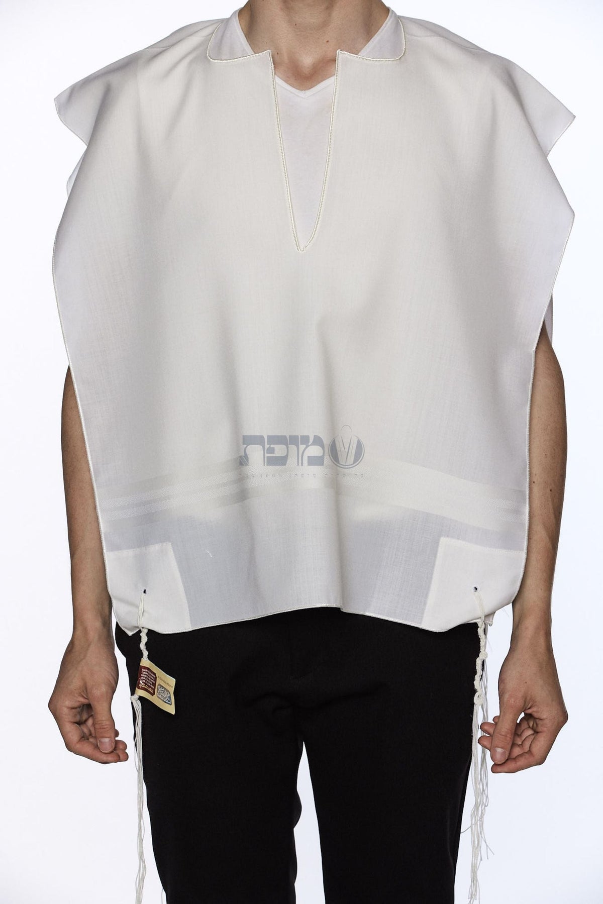Mofet white wool tzitzis V-neck, photo of matching product style; choose size 5, 6 or 7